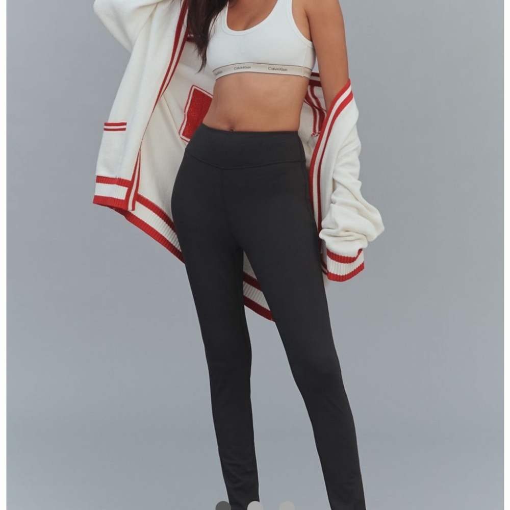 Sleek Black Women's Leggings
